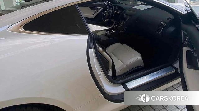 Jaguar F-TYPE 2021 Белый из Кореи, фото 4