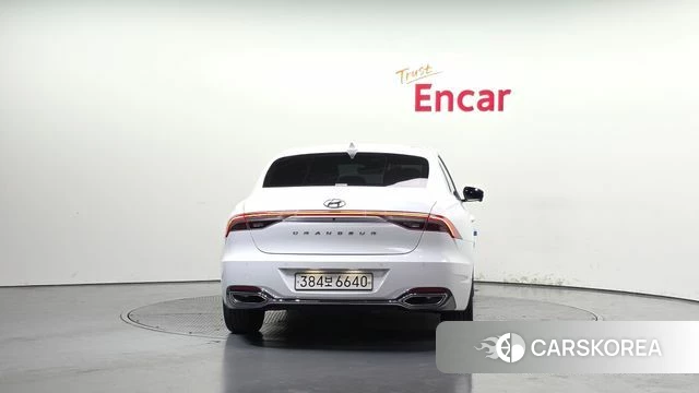 Hyundai The New Grandeur IG id 4284383 из Кореи 14