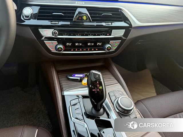 BMW 5 series id 4211473 из Китая 15
