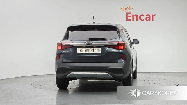 Kia Seltos id 4309975 из Кореи 14