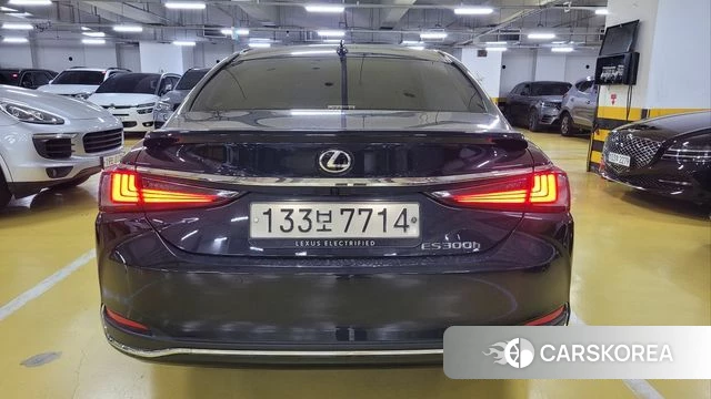 Lexus ES300h 7th generation id 4696200 из Кореи 14