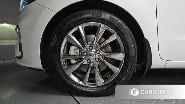 Kia The New Carnival id 4882277 из Кореи 28