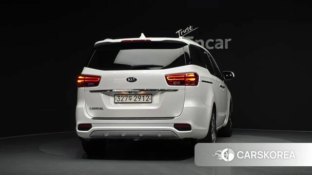 Kia The New Carnival id 4615204 из Кореи 14