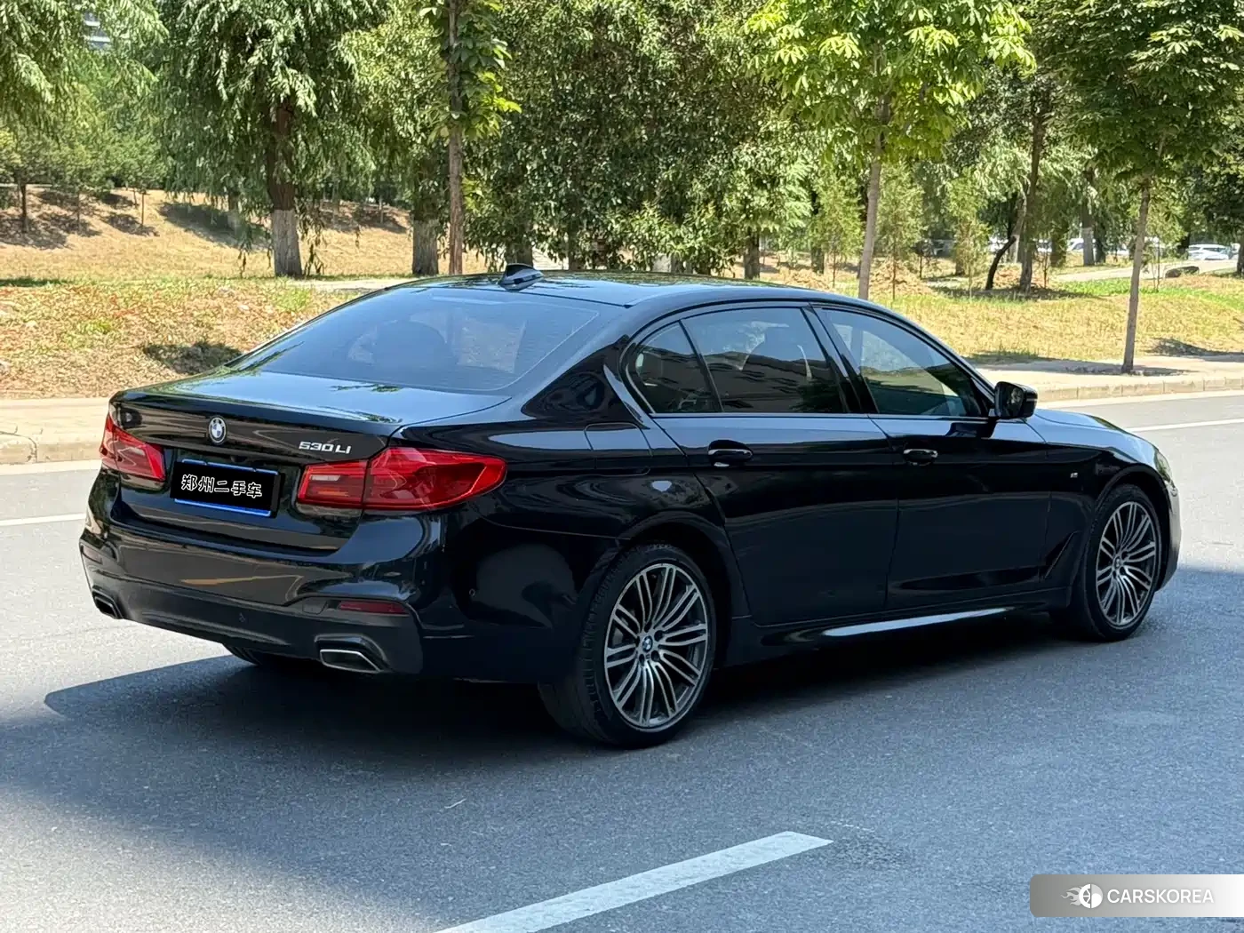 BMW 5 series 2018 Черный из Китая, фото 4