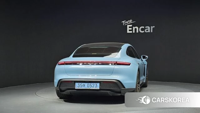 Porsche Taycan id 4480580 из Кореи 29
