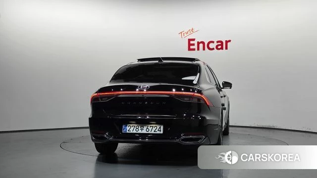 Hyundai The New Grandeur IG Hybrid id 4711645 из Кореи 31