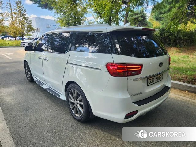 Kia The New Carnival id 4772986 из Кореи 14