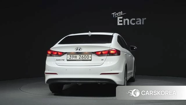 Hyundai Avante AD id 4605414 из Кореи 25