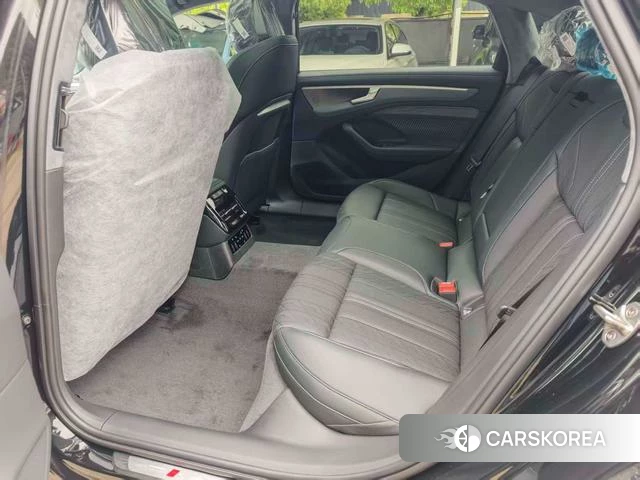Audi A6L id 4190374 из Китая 15