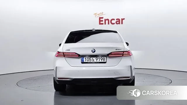 BMW 5 Series (G60) id 3539006 из Кореи 14