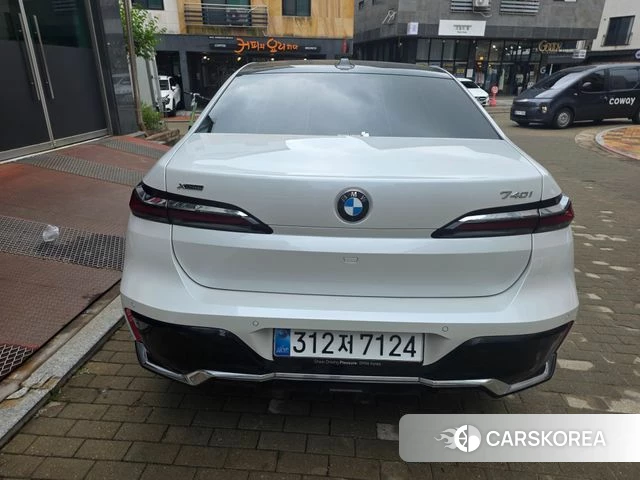 BMW 7 Series (G70) 2025 Белый из Кореи, фото 4