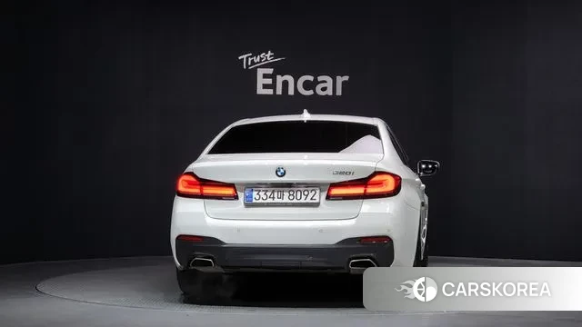 BMW 5 Series (G30) id 3518390 из Кореи 14