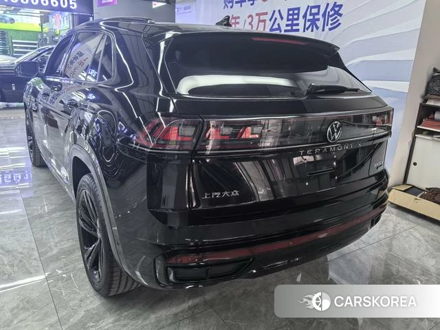 Volkswagen Tourang 2024 Черный из Китая, фото 4