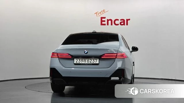 BMW 5 Series (G60) id 4715020 из Кореи 31