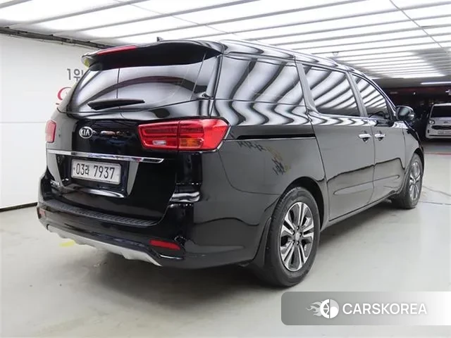 Kia The New Carnival id 3557905 из Кореи 14