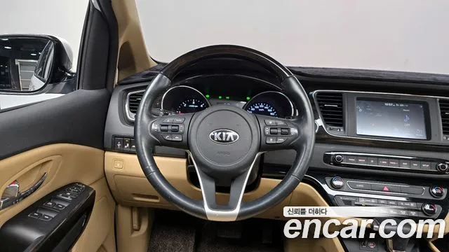 Kia The New Carnival id 2763356 из Кореи 14