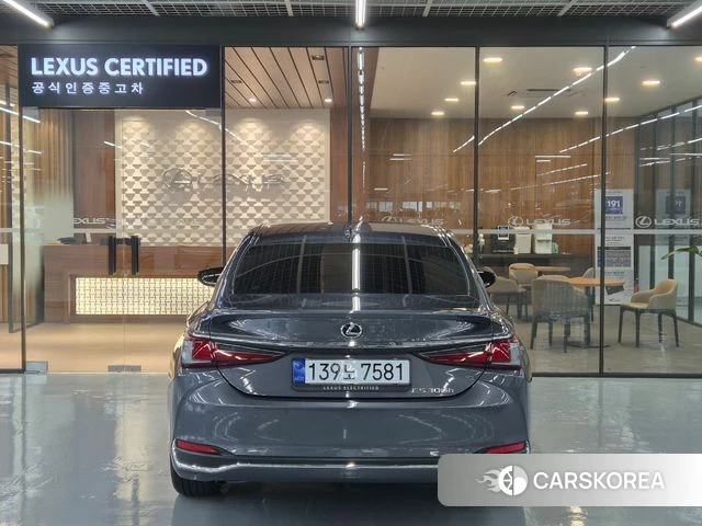 Lexus ES300h 7th generation id 4705852 из Кореи 14