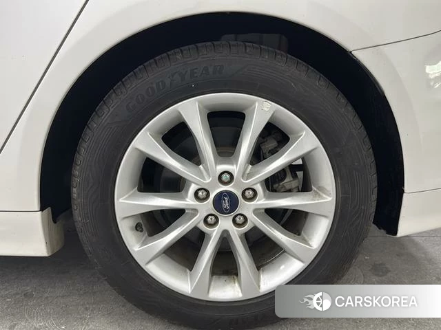 Ford Mondeo id 4221881 из Китая 14