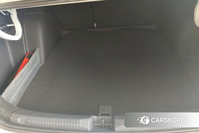 Volkswagen Bora id 3908341 из Китая 11