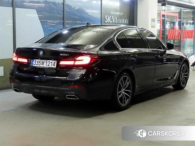 BMW 5 Series (G30) id 3841834 из Кореи 14