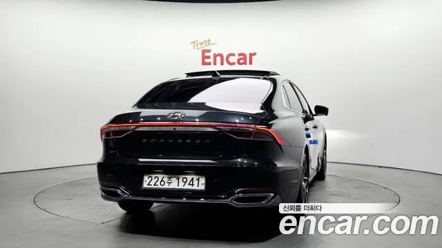 Hyundai The New Grandeur IG id 2922006 из Кореи 14