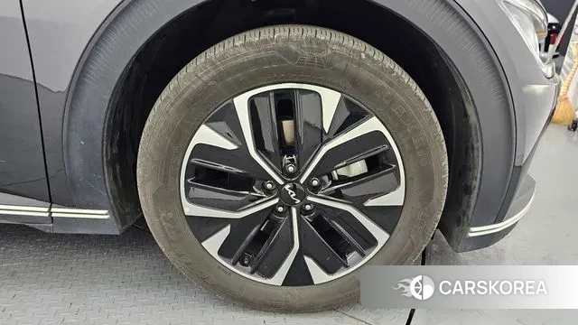 Kia EV6 id 3777624 из Кореи 14