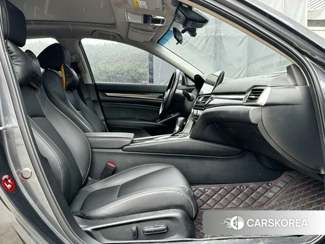 Honda Accord id 4380609 из Китая 11