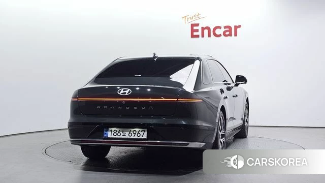 Hyundai Grandeur (GN7) id 4178358 из Кореи 14