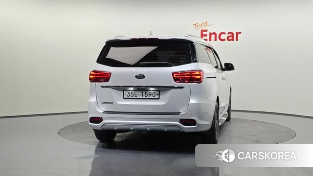 Kia The New Carnival id 3899737 из Кореи 14