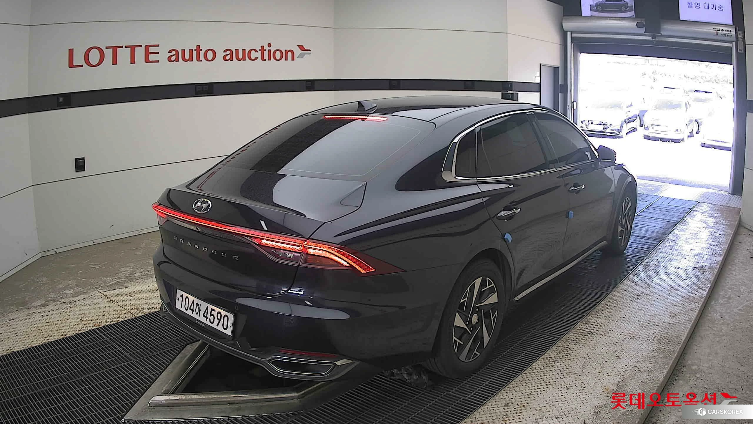 Hyundai Grandeur Hybrid id 4498361 из Кореи 32