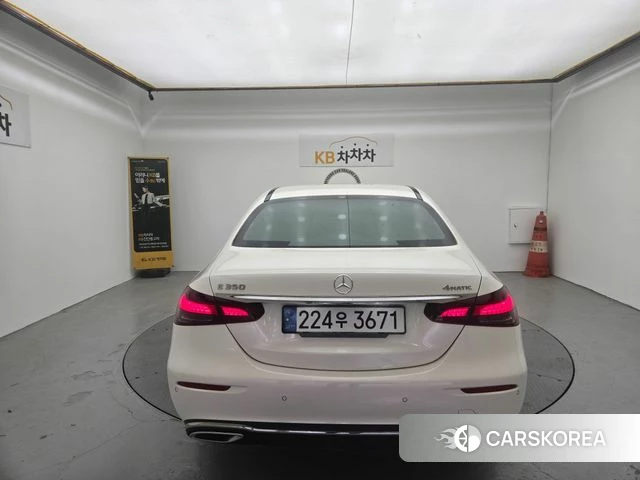 Mercedes-Benz E-Class W213 id 4303114 из Кореи 14