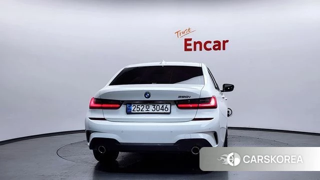 BMW 3 Series (G20) id 4196319 из Кореи 27