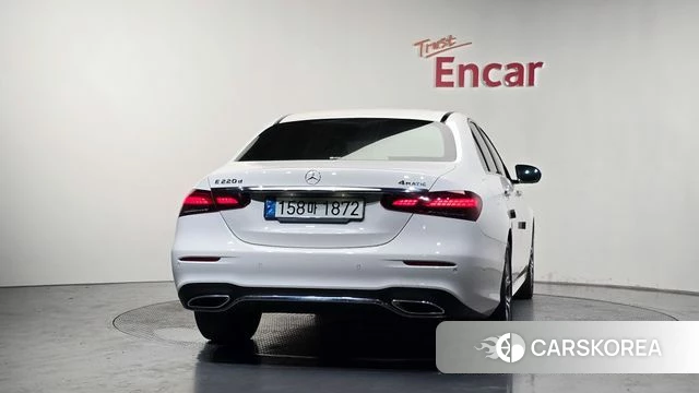 Mercedes-Benz E-Class W213 id 4594450 из Кореи 28