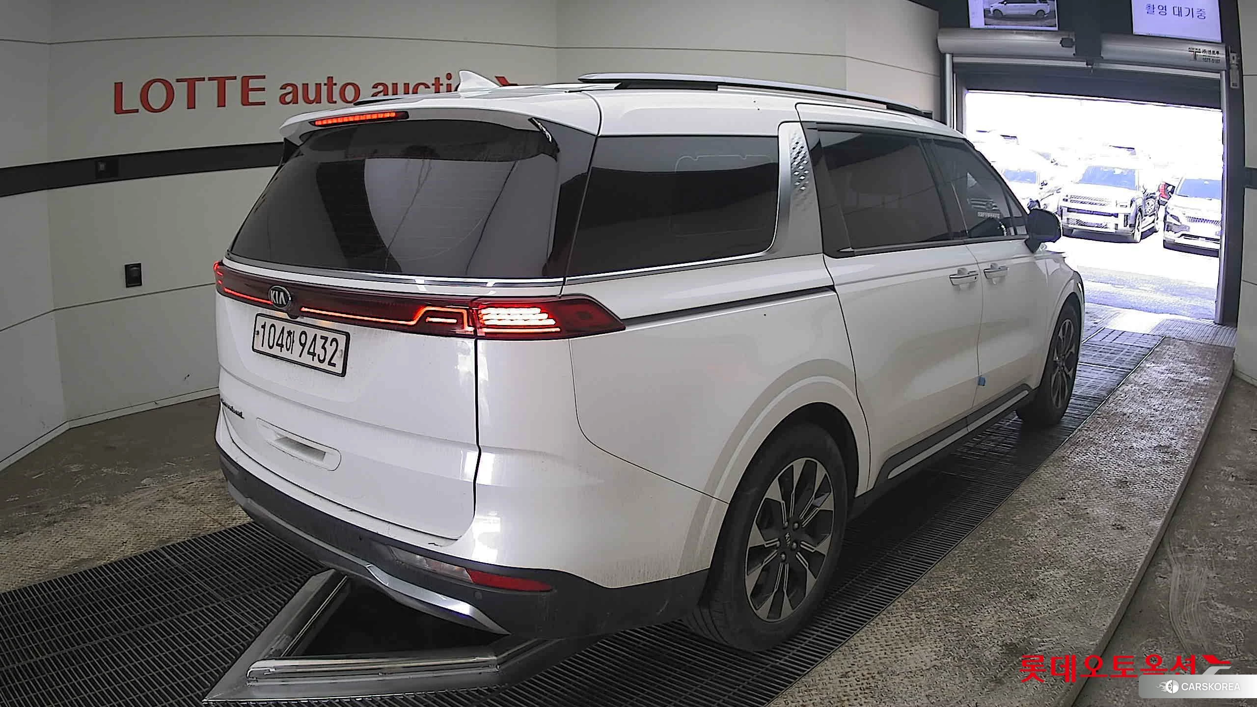 Kia Carnival id 3869393 из Кореи 31