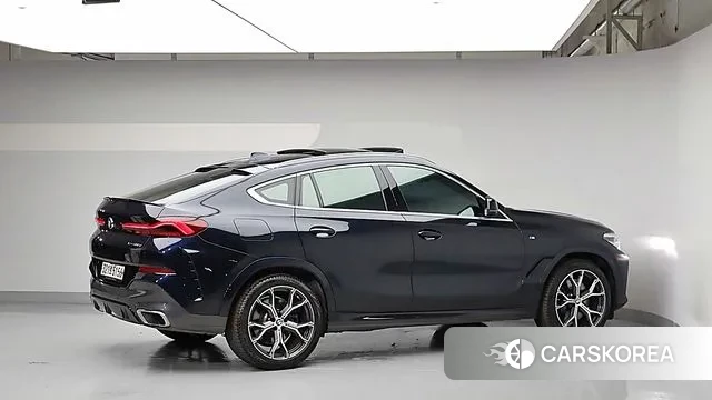 BMW X6 (G06) id 3044939 из Кореи 14