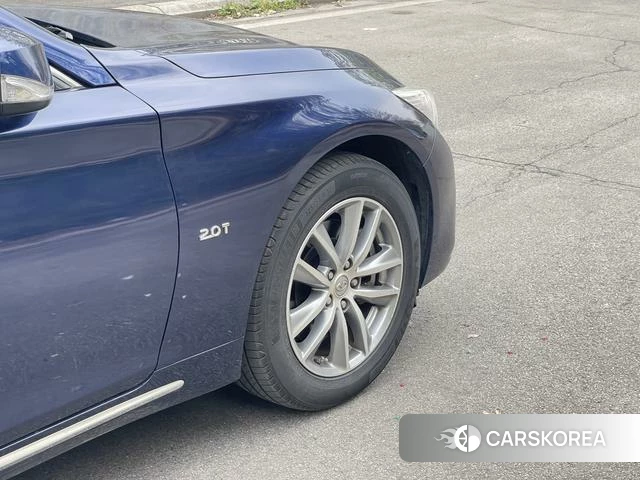 Infiniti Q50L id 4217517 из Китая 16