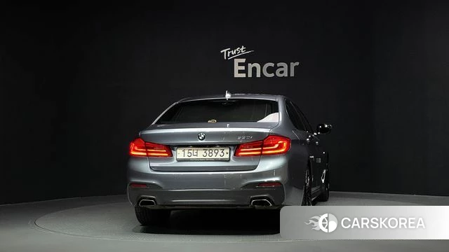BMW 5 Series (G30) id 4865546 из Кореи 14