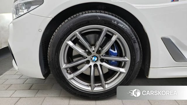 BMW 5 Series (G30) id 4203982 из Кореи 30