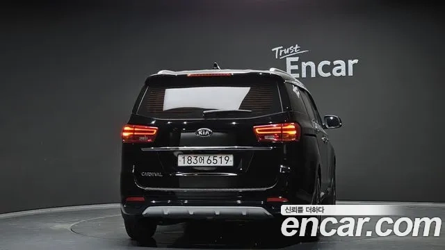 Kia The New Carnival id 2881809 из Кореи 14