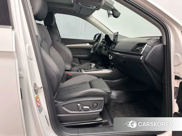 Audi Q5L id 4333657 из Китая 13