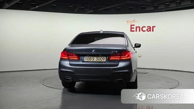 BMW 5 Series (G30) id 3801761 из Кореи 14