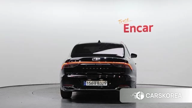 Hyundai The New Grandeur IG id 4195420 из Кореи 24