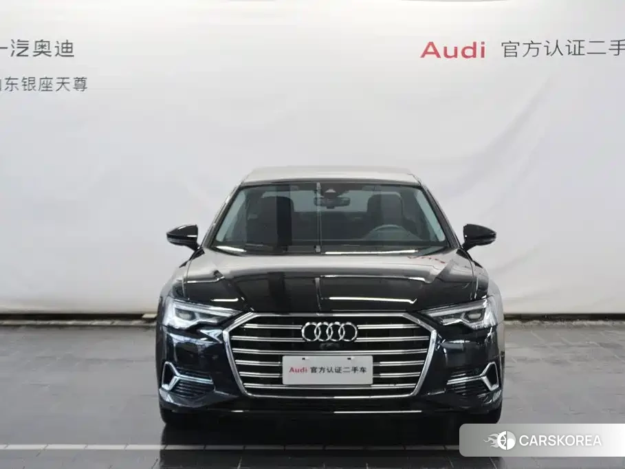 Audi A6L id 4685990 из Китая 9