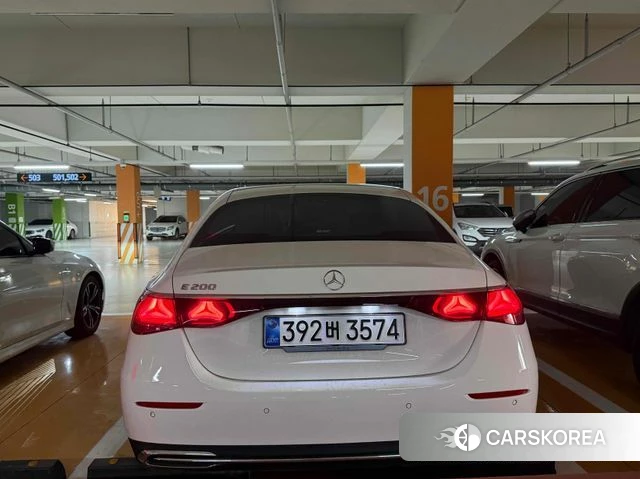 Mercedes-Benz E-Class W214 2025 Белый из Кореи, фото 4