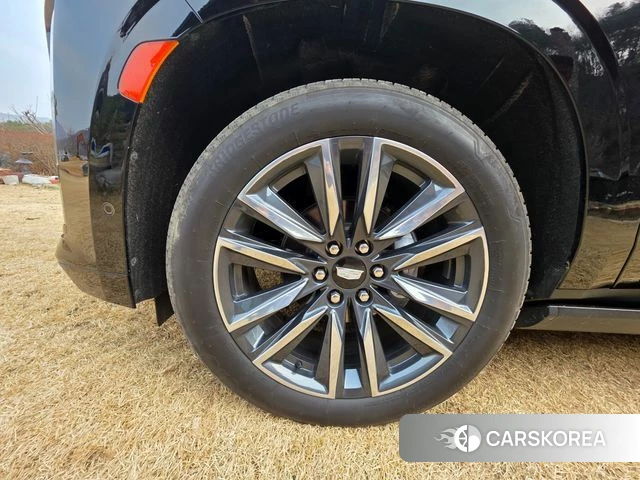 Cadillac Escalade 5th Generation 2023 Черный из Кореи, фото 4