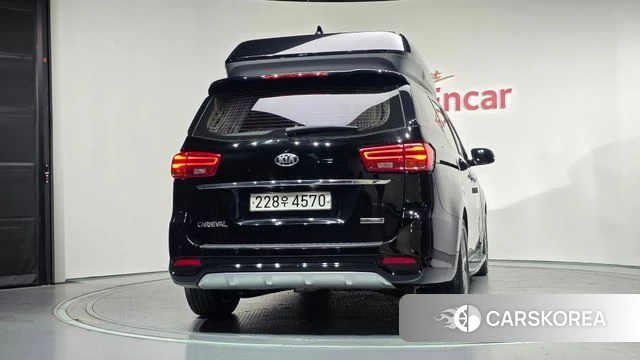 Kia The New Carnival id 4626050 из Кореи 14