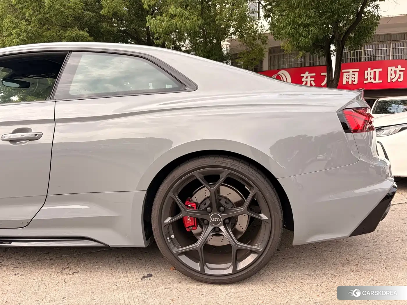 Audi RS 5 id 4546610 из Китая 11