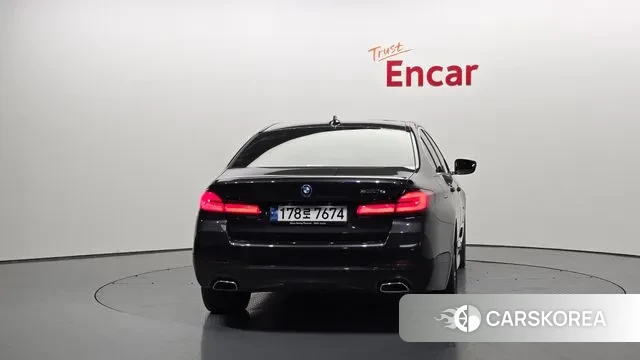 BMW 5 Series (G30) id 3680266 из Кореи 14