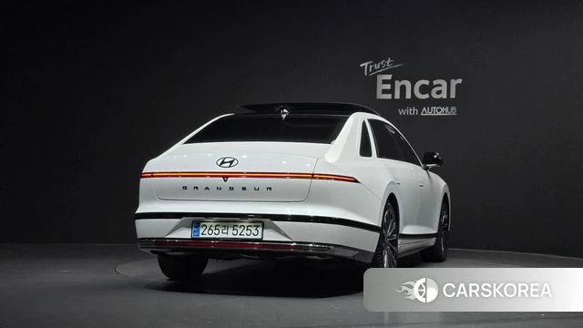 Hyundai Grandeur Hybrid (GN7) id 3864648 из Кореи 14