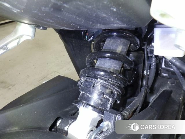 Проданный Honda CB650R E-CLUTCH id 3996927 из Японии, фото 18